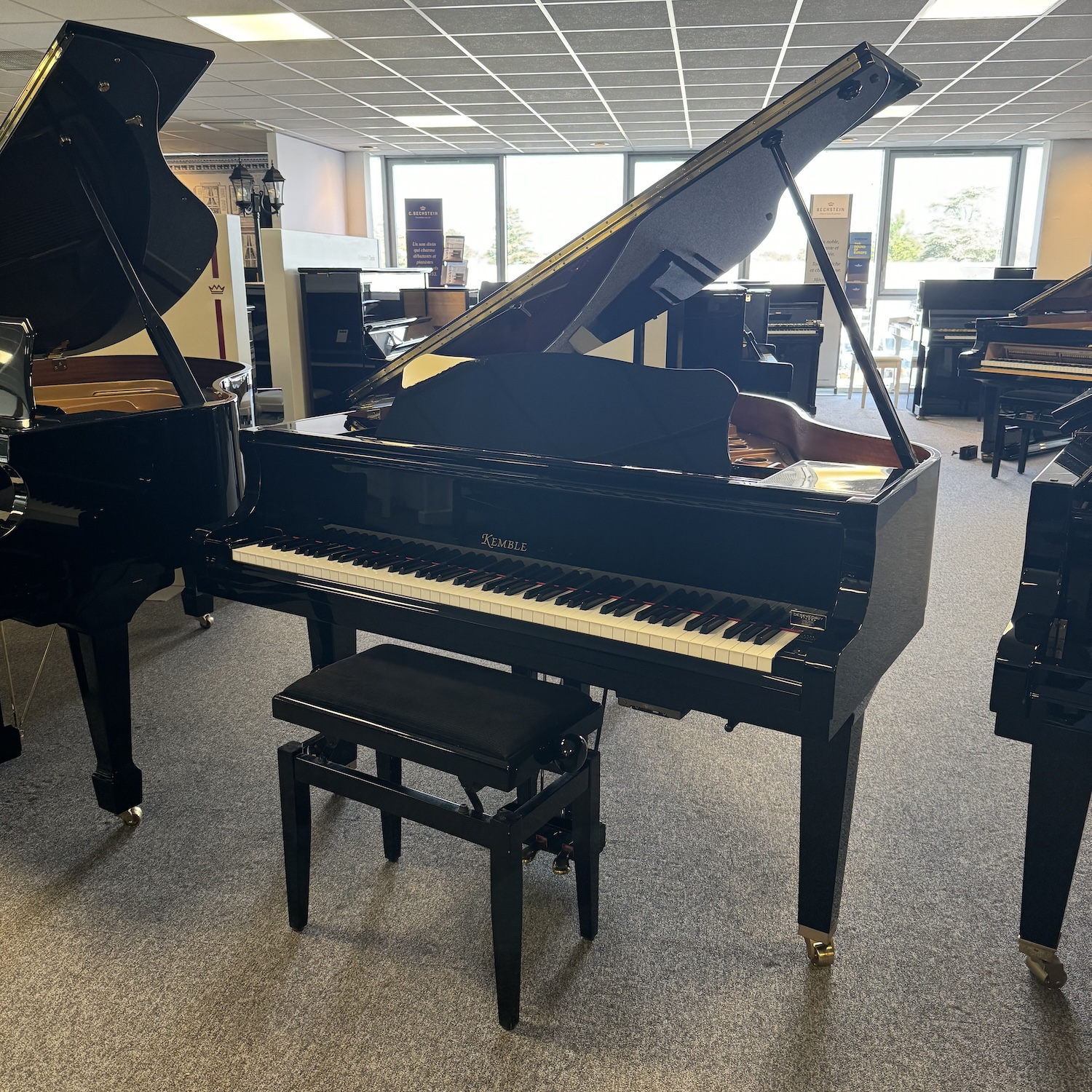 Piano à queue d'occasion Kemble