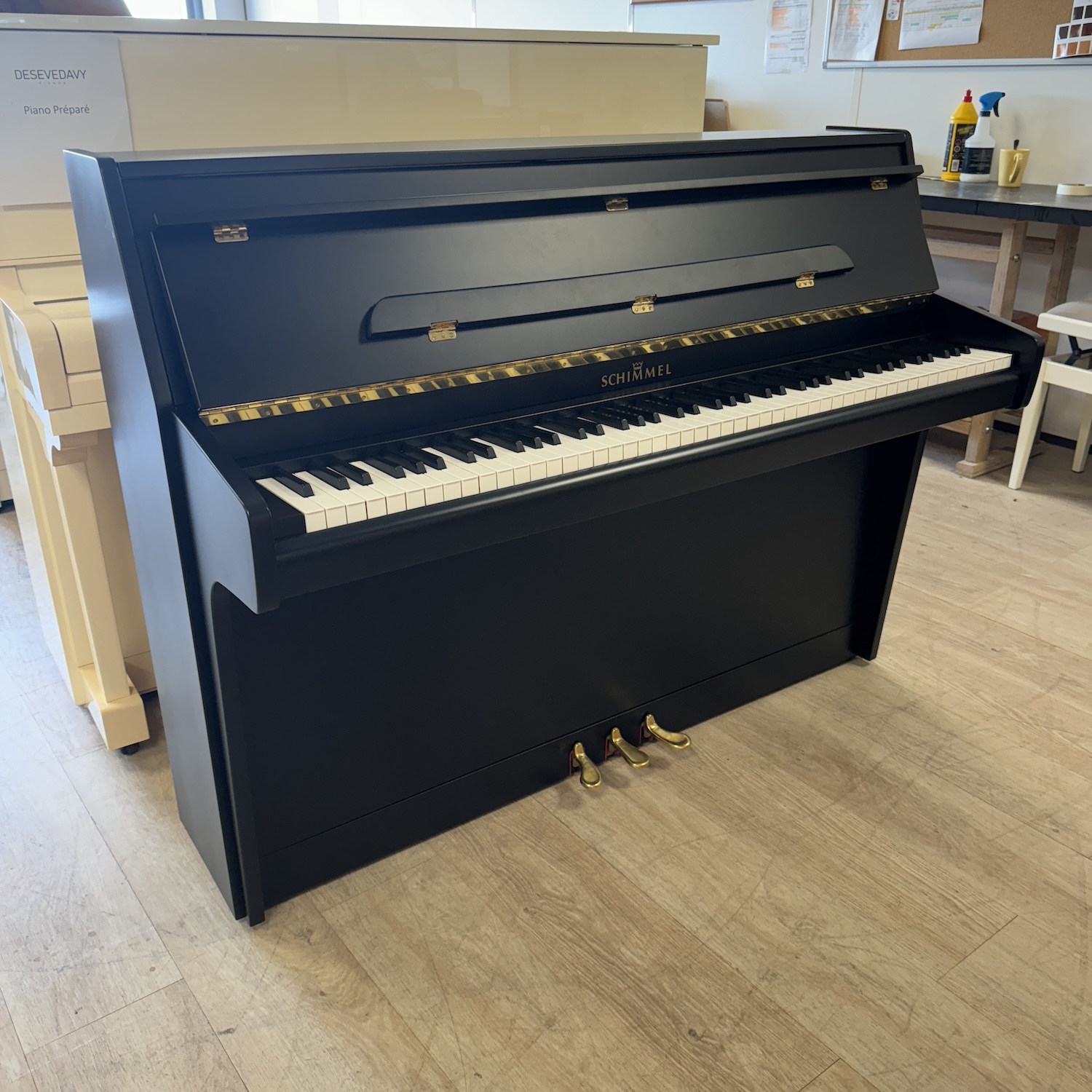 Piano droit d'occasion schimmel nantes