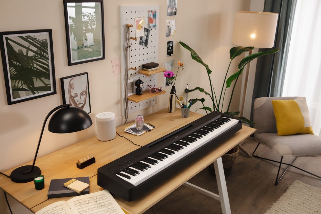 YAMAHA P 145BT